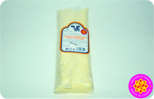 Масло сливочное Крестьянское с массовой долей жира 72,5%.